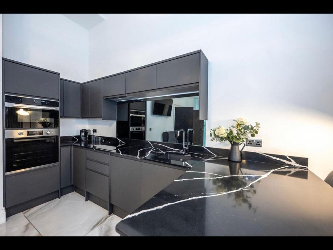 Royal Mile Apartment 2Bedroom Edinburgh Exterior photo